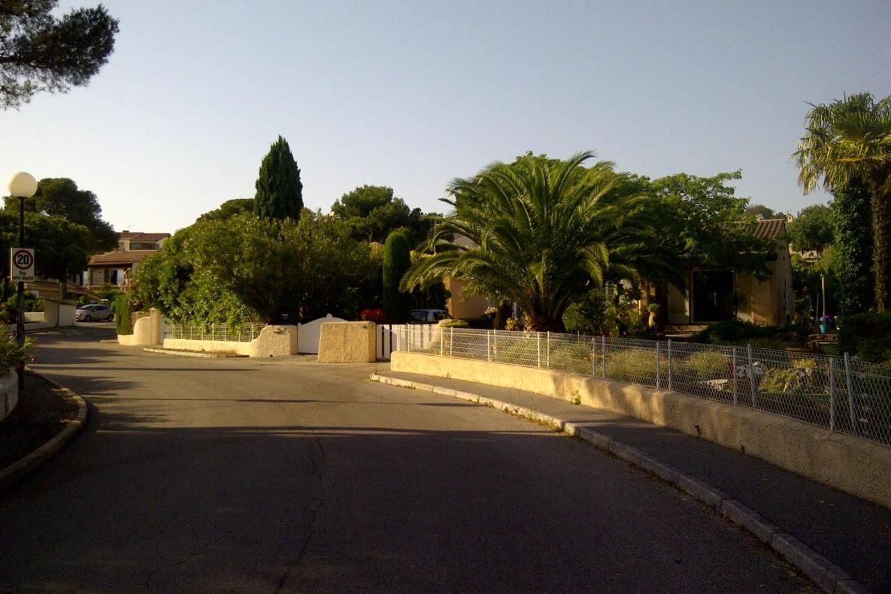 Superb Apartment With Balcony Near The Beach Saint-Raphaël Eksteriør billede